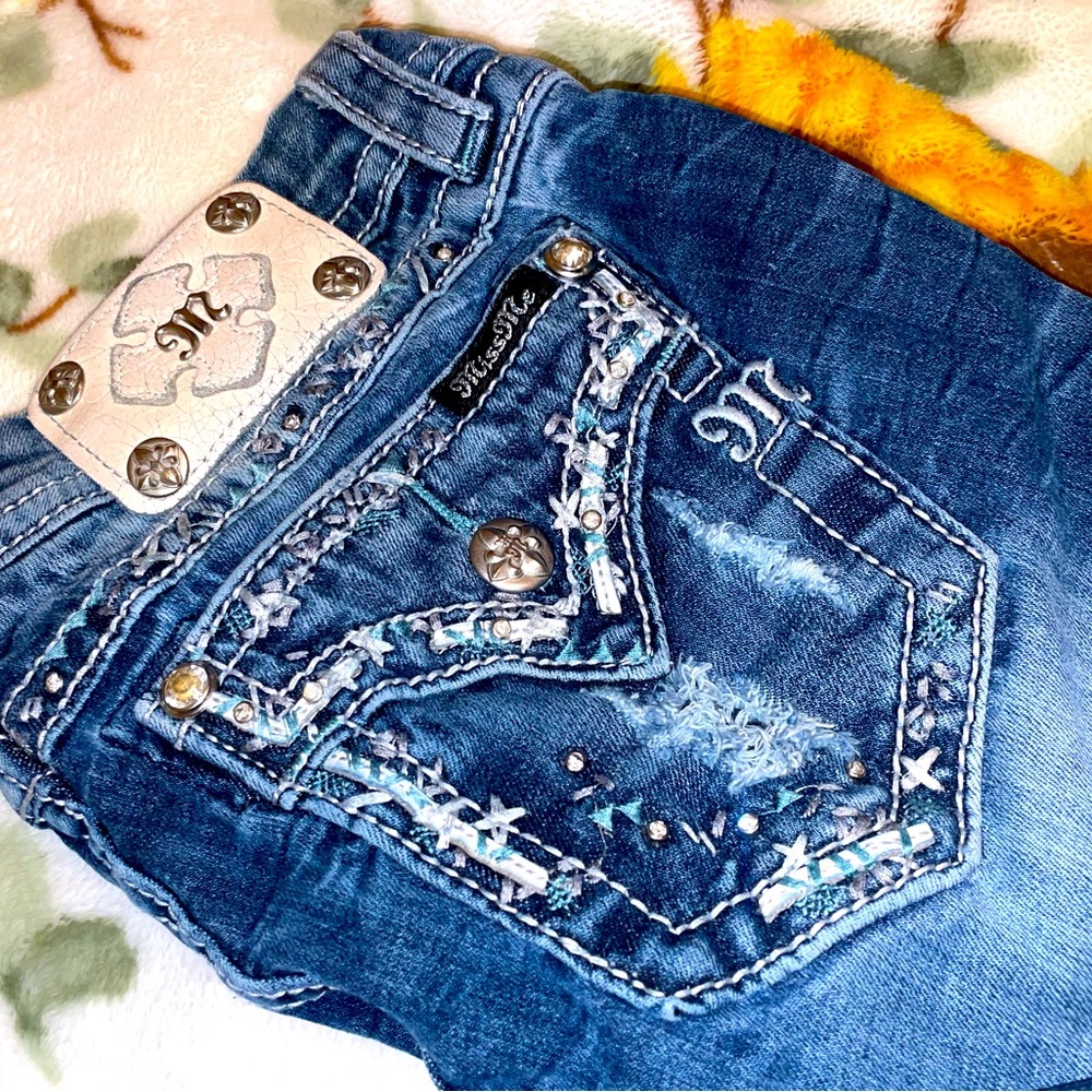 Miss me size 27 signature skinny jeans